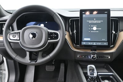 2026 Volvo XC60 B5 Plus