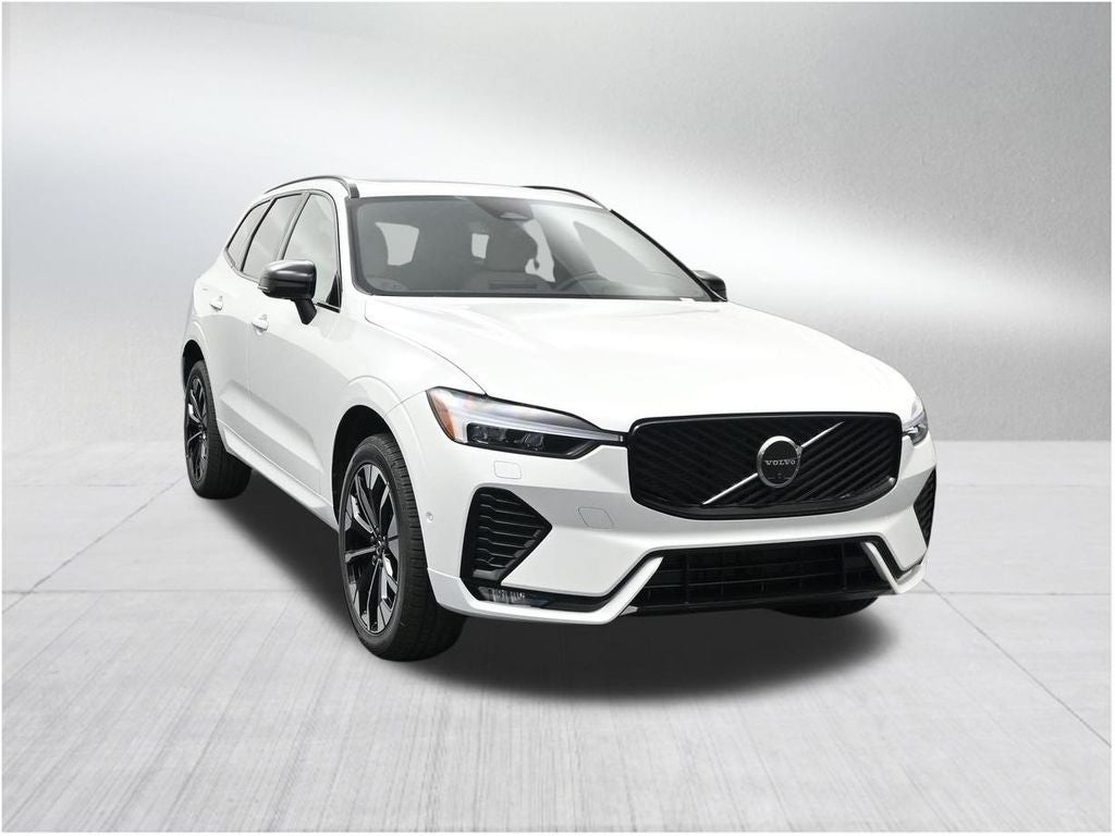 2026 Volvo XC60 B5 Plus