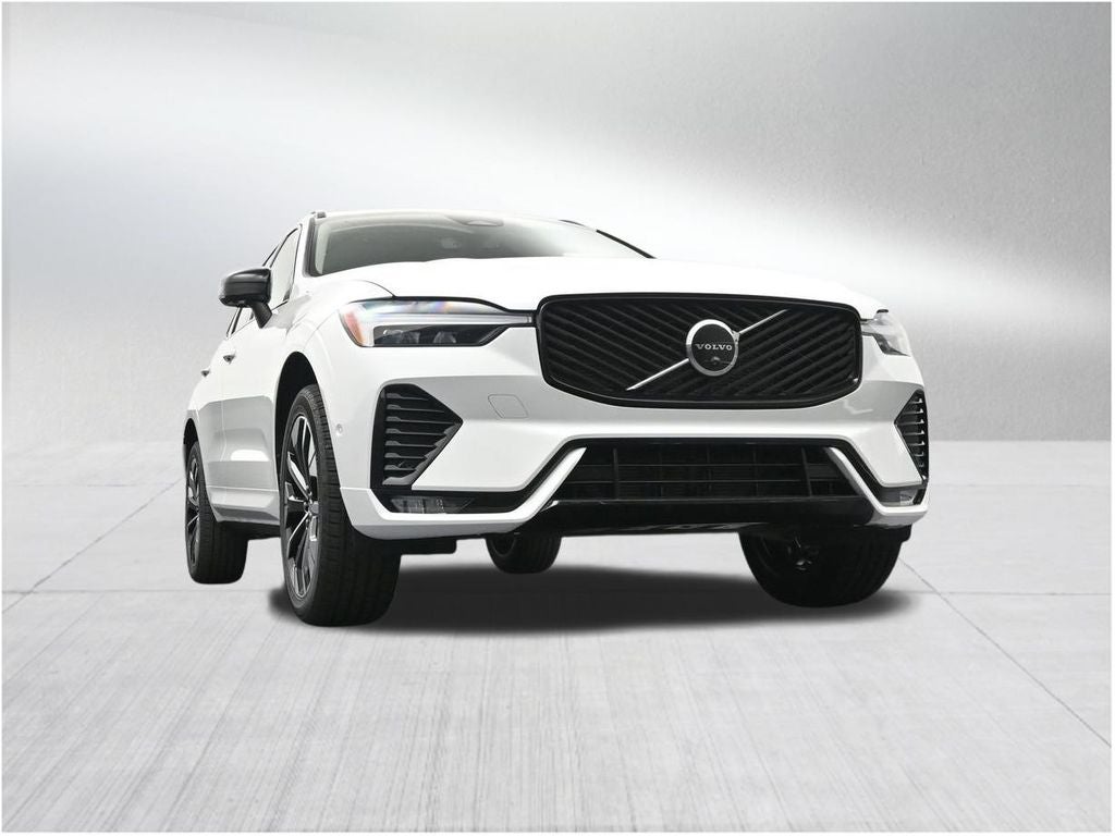 2026 Volvo XC60 B5 Plus