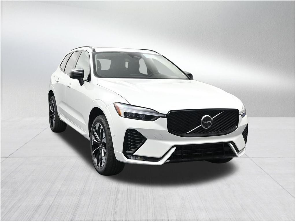 2026 Volvo XC60 B5 Plus