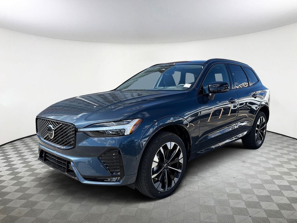 2026 Volvo XC60 B5 Plus