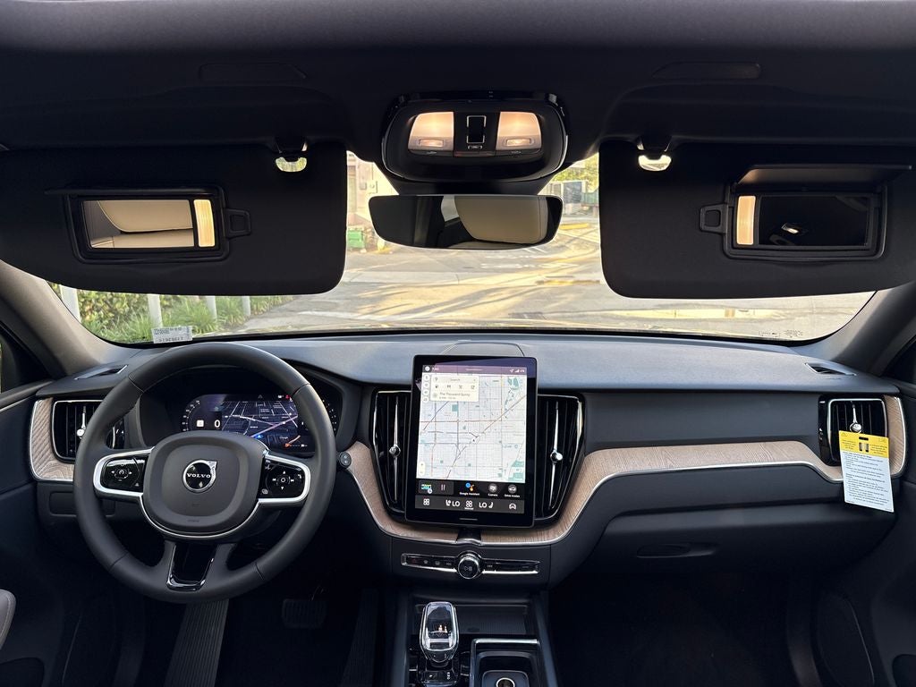 2026 Volvo XC60 B5 Plus