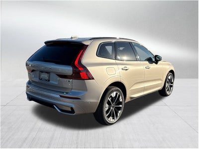 2026 Volvo XC60 B5 Plus