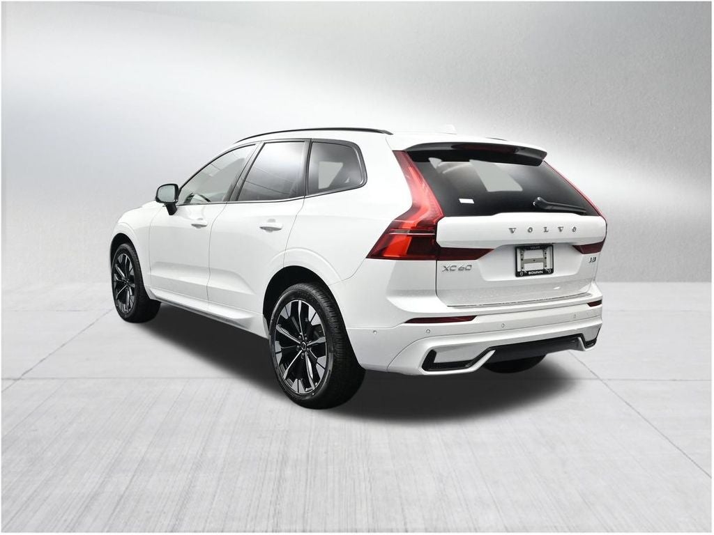 2026 Volvo XC60 B5 Plus