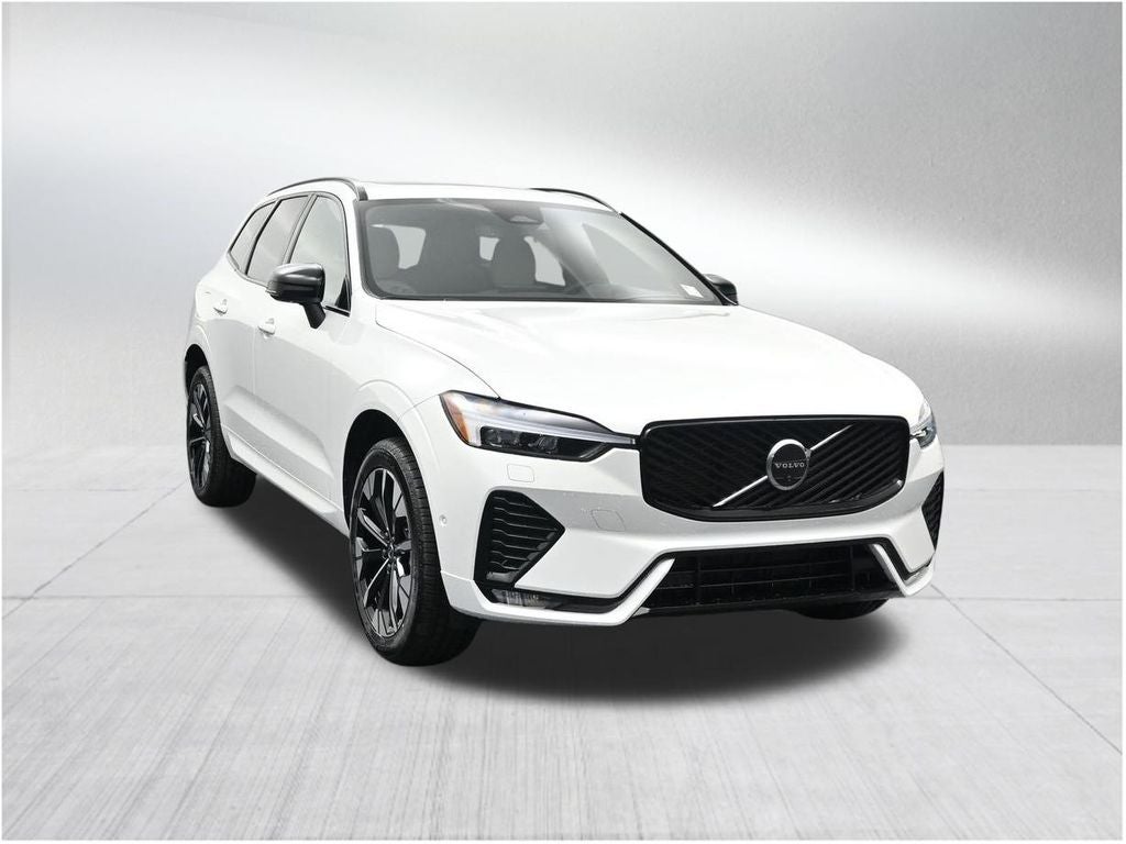 2026 Volvo XC60 B5 Plus