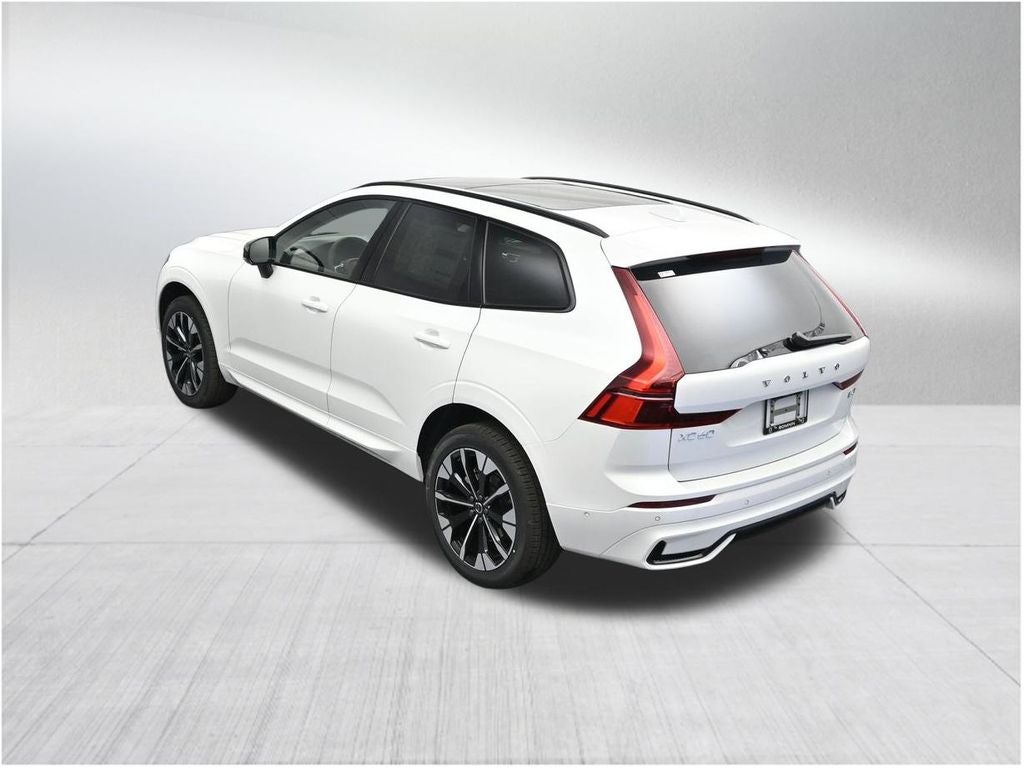 2026 Volvo XC60 B5 Plus