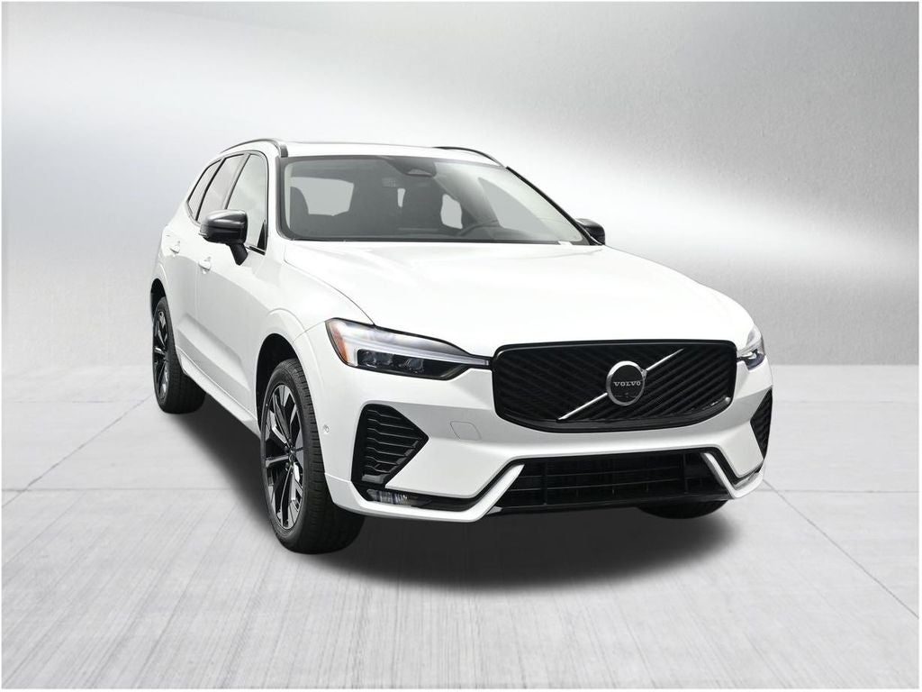 2026 Volvo XC60 B5 Plus