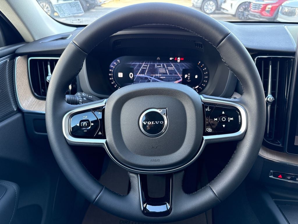 2026 Volvo XC60 B5 Plus