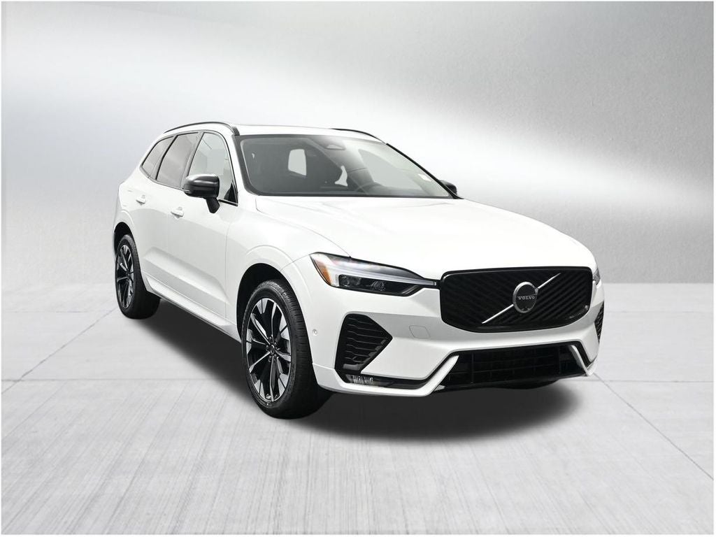 2026 Volvo XC60 B5 Plus