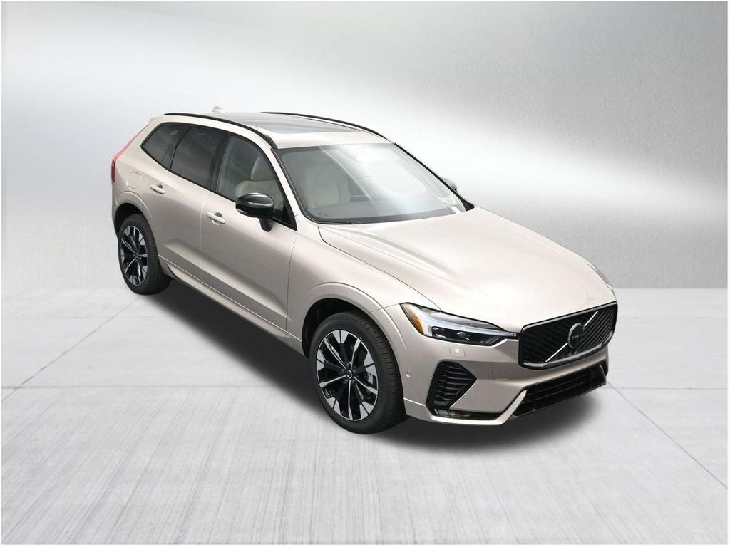 2026 Volvo XC60 B5 Plus