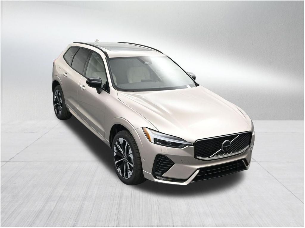 2026 Volvo XC60 B5 Plus