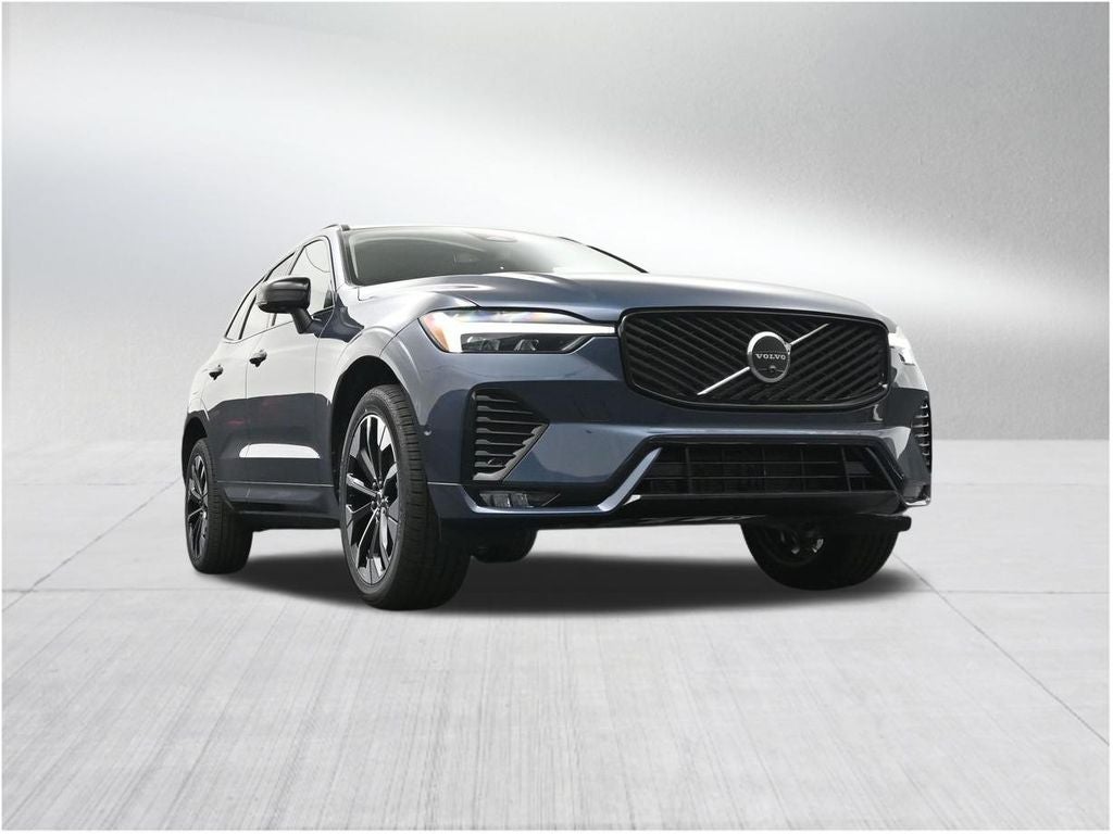 2026 Volvo XC60 B5 Plus