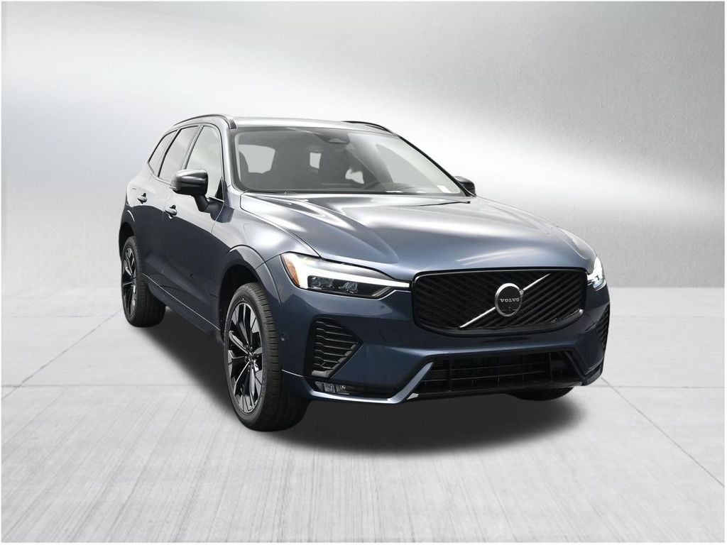2026 Volvo XC60 B5 Plus