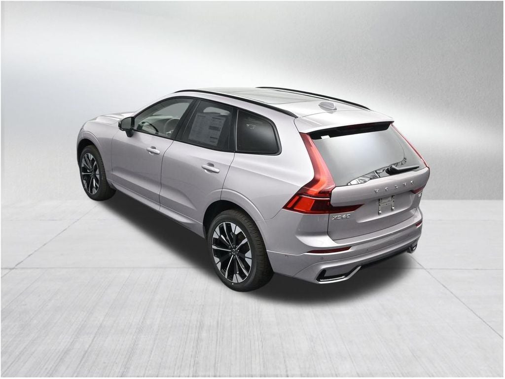 2026 Volvo XC60 B5 Plus