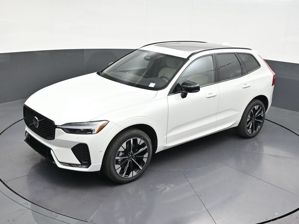 2026 Volvo XC60 B5 Plus