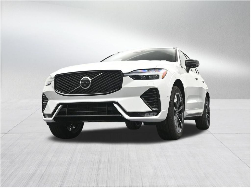 2026 Volvo XC60 B5 Plus