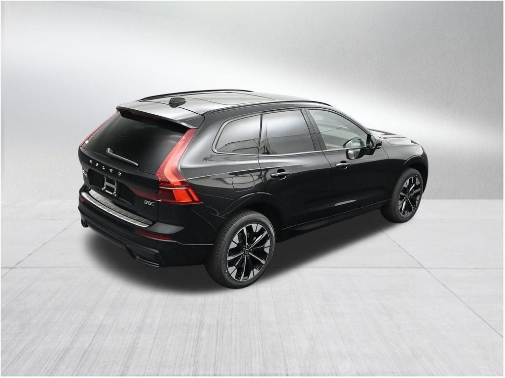 2026 Volvo XC60 B5 Plus