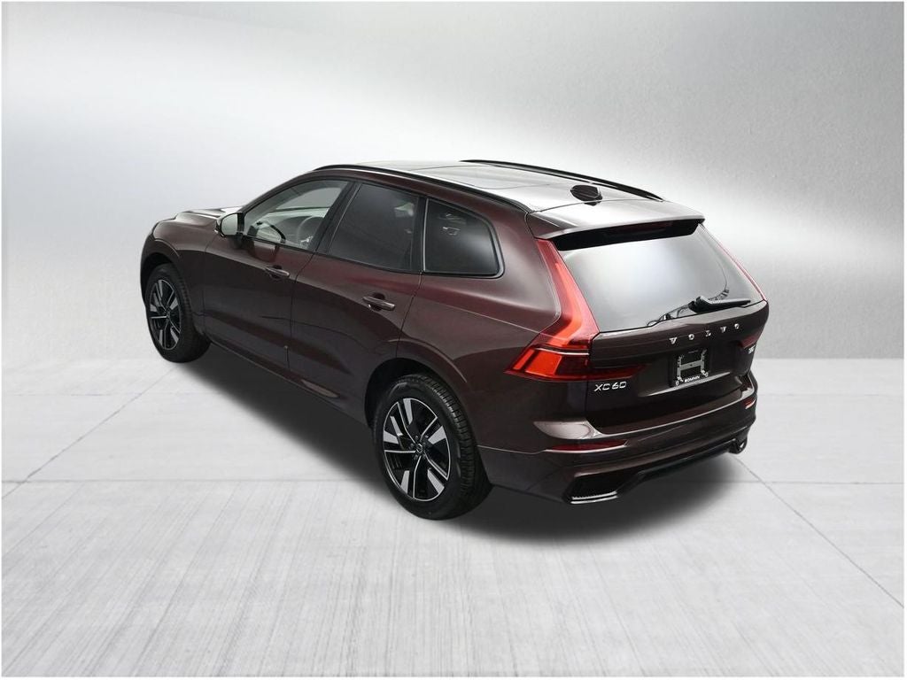 2026 Volvo XC60 B5 Plus