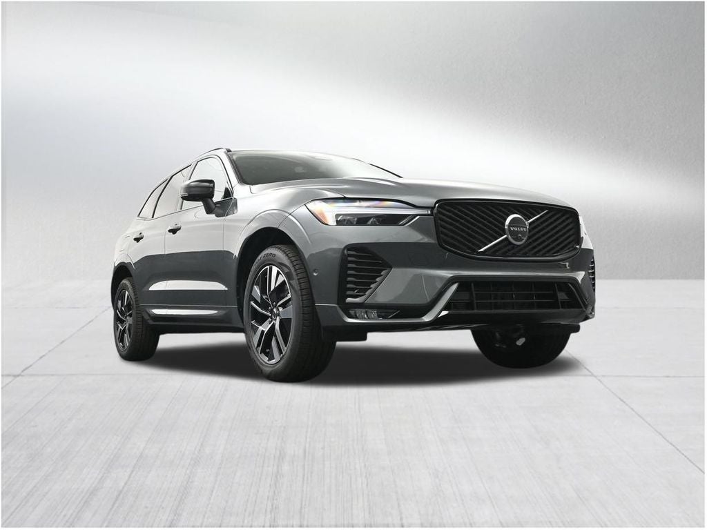 2026 Volvo XC60 B5 Plus
