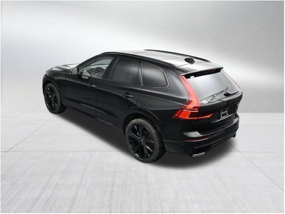 2026 Volvo XC60 B5 Ultra Black Edition
