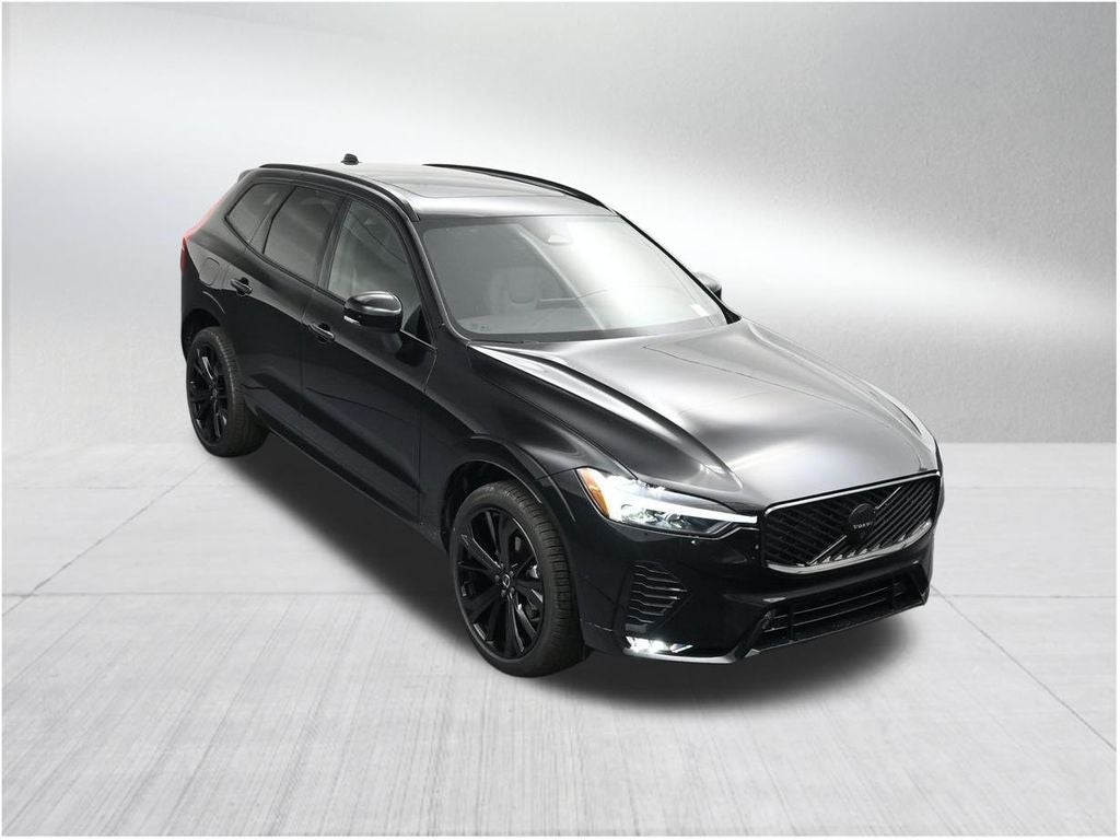 2026 Volvo XC60 B5 Ultra Black Edition