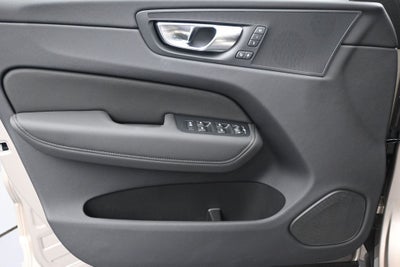 2026 Volvo XC60 B5 Core