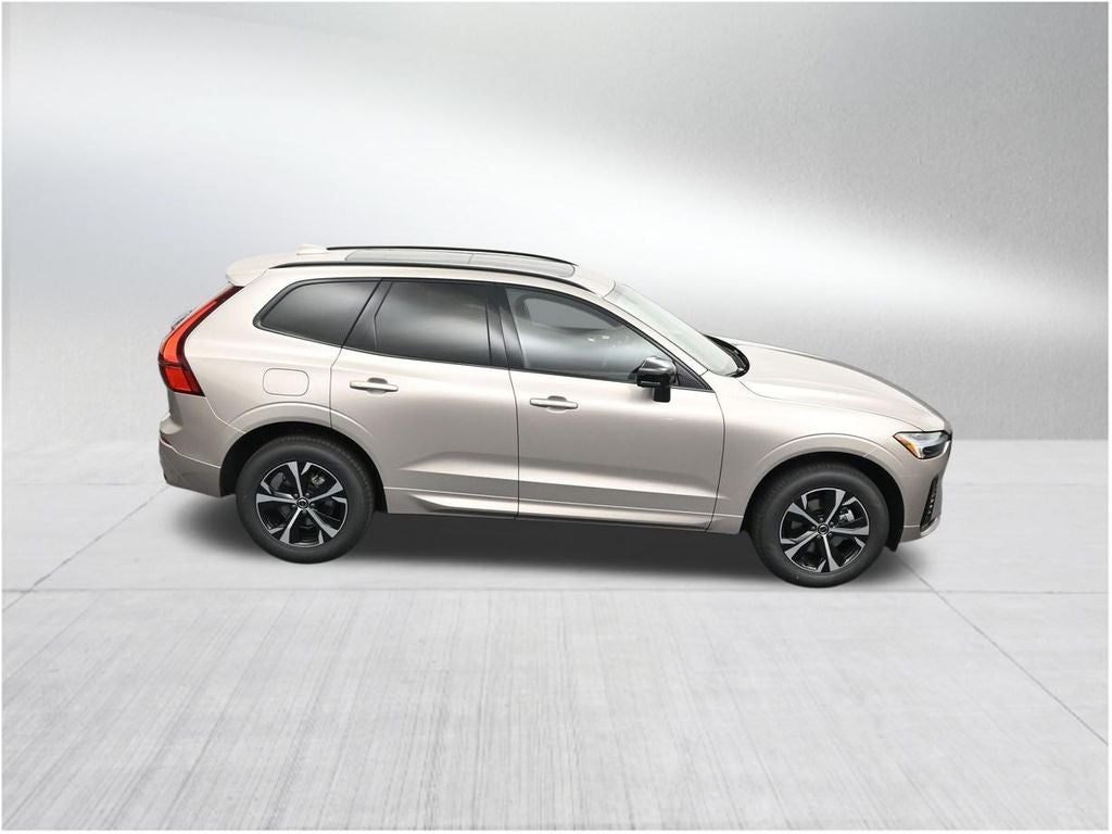 2026 Volvo XC60 B5 Core
