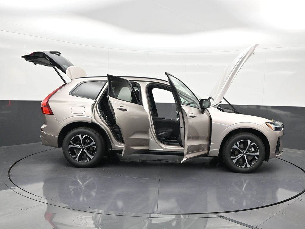 2026 Volvo XC60 B5 Core