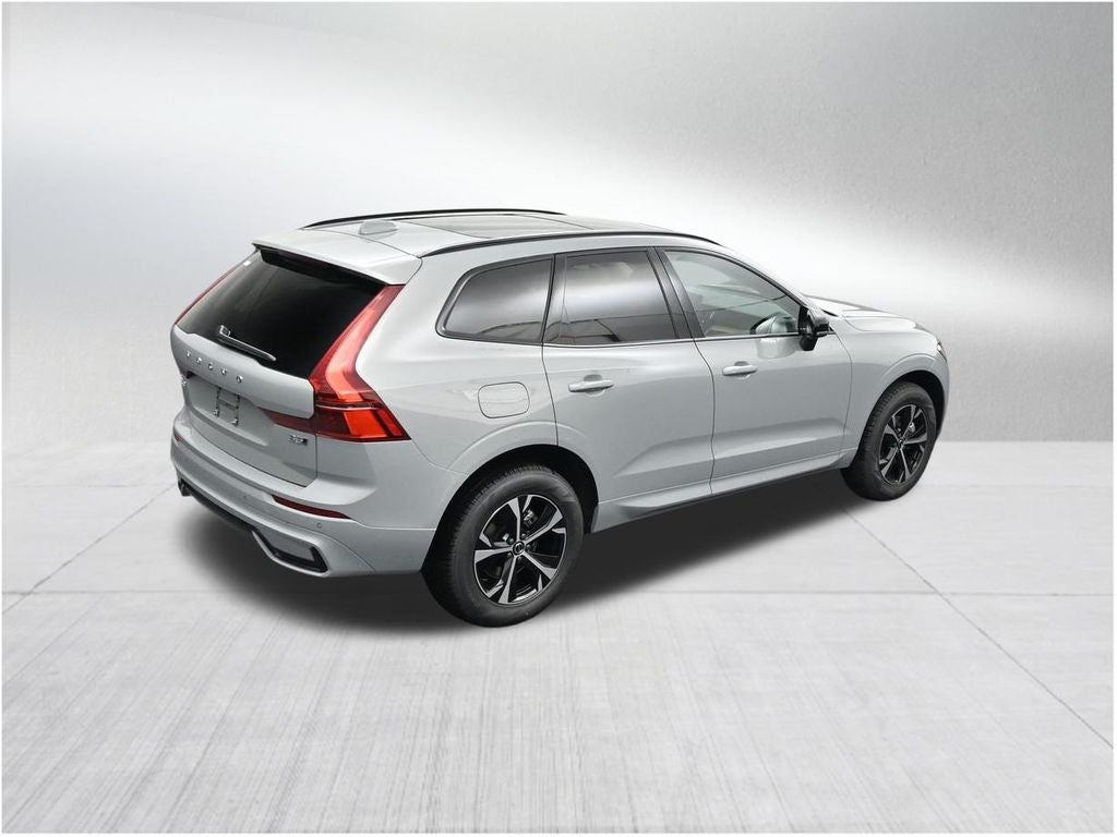 2026 Volvo XC60 B5 Core