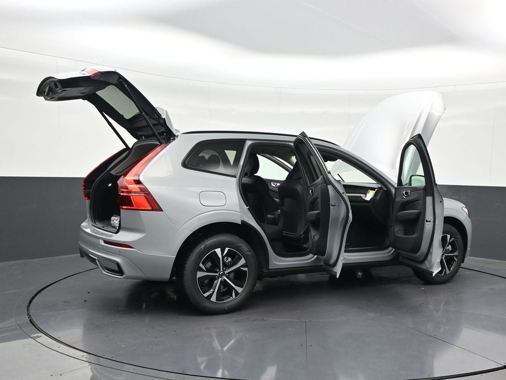 2026 Volvo XC60 B5 Core