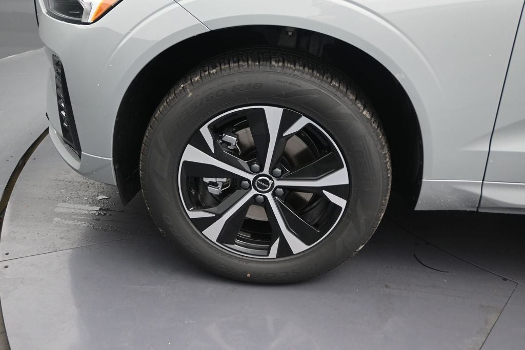 2026 Volvo XC60 B5 Core
