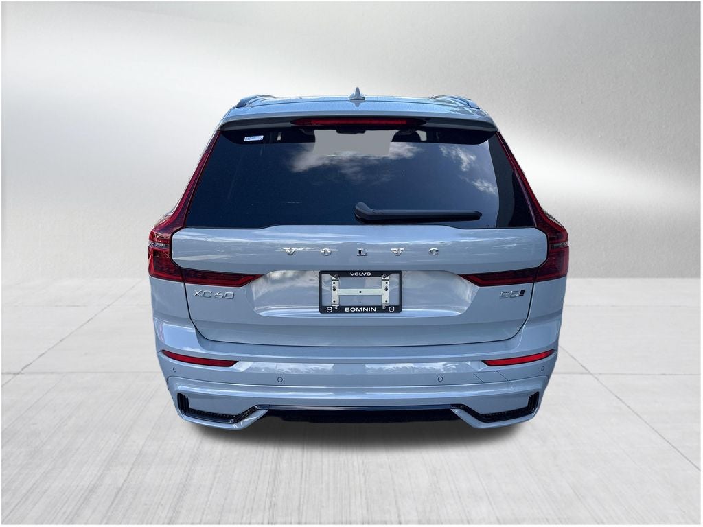 2026 Volvo XC60 B5 Core