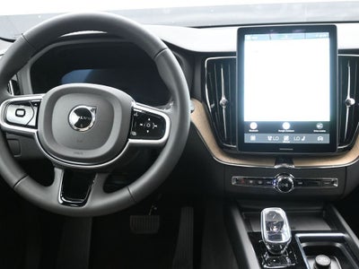 2026 Volvo XC60 B5 Core