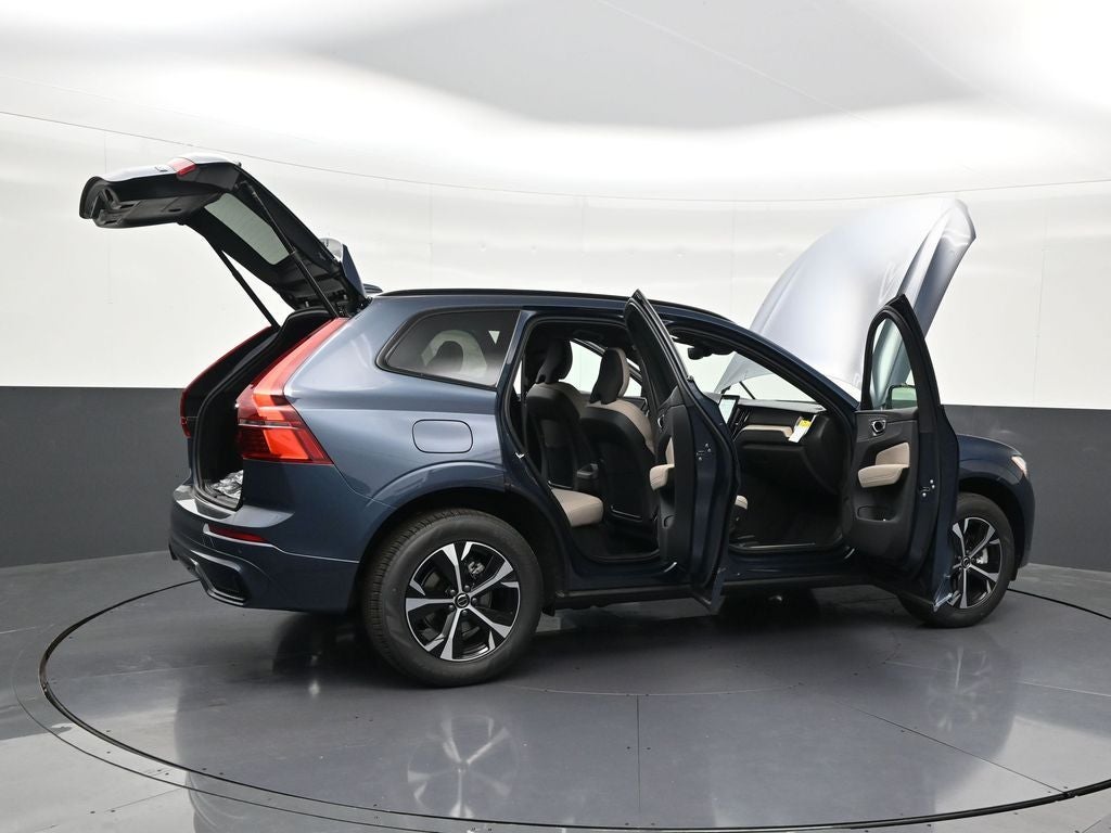 2026 Volvo XC60 B5 Core
