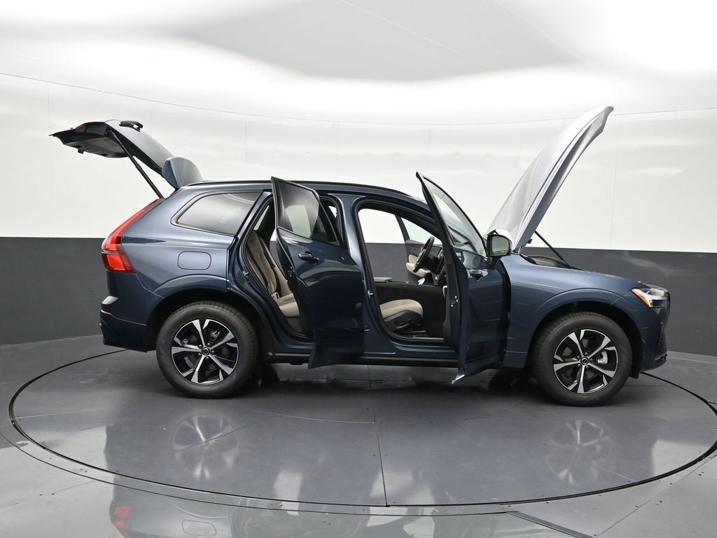 2026 Volvo XC60 B5 Core