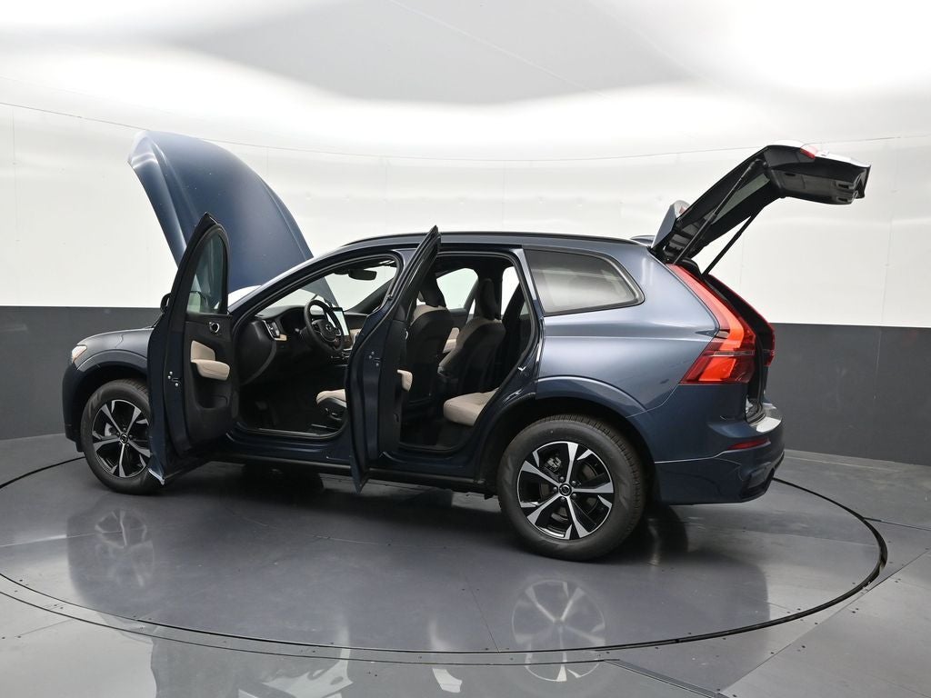 2026 Volvo XC60 B5 Core