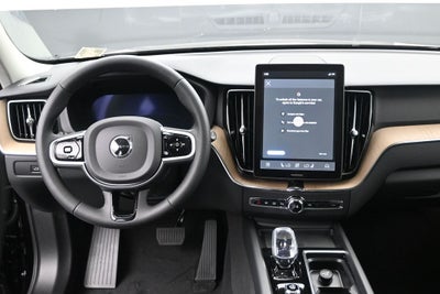 2026 Volvo XC60 B5 Core