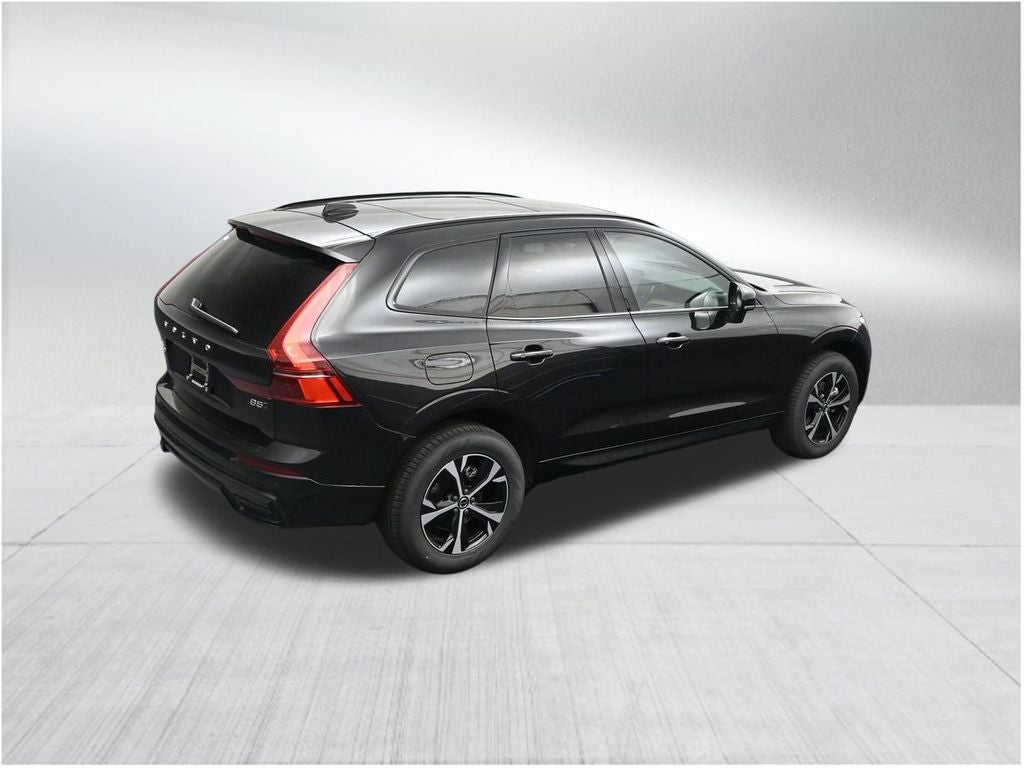 2026 Volvo XC60 B5 Core