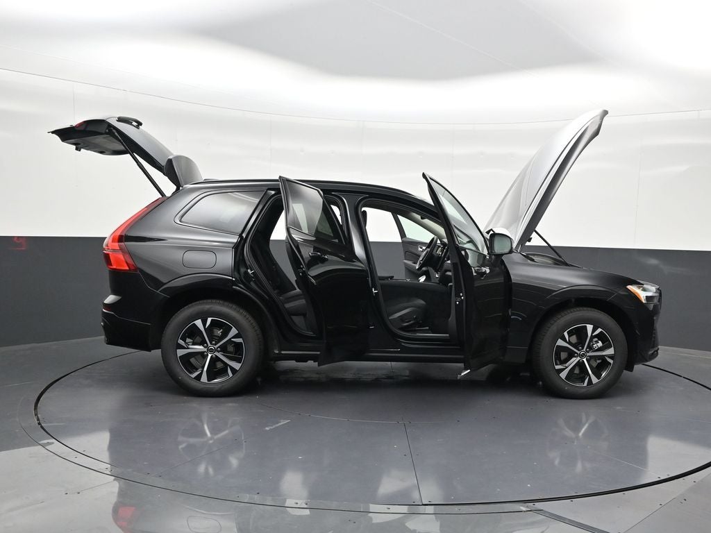 2026 Volvo XC60 B5 Core