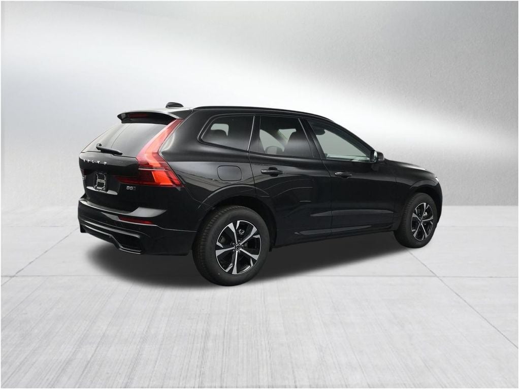 2026 Volvo XC60 B5 Core