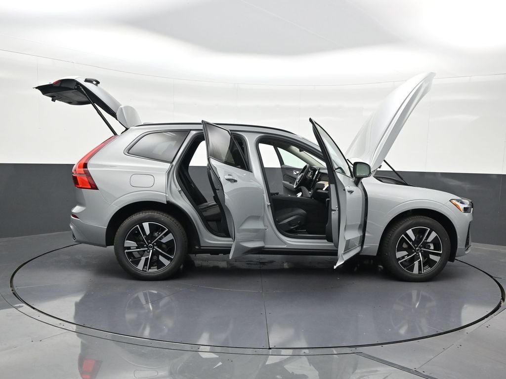 2026 Volvo XC60 B5 Core