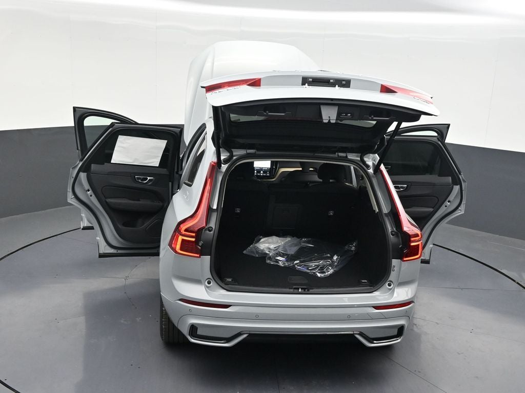 2026 Volvo XC60 B5 Core