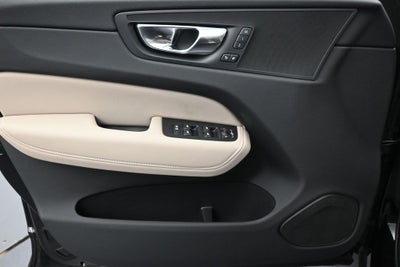 2026 Volvo XC60 B5 Core