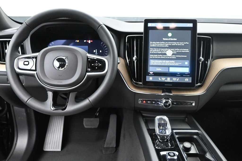 2026 Volvo XC60 B5 Core