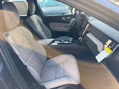 2026 Volvo XC60 B5 Core