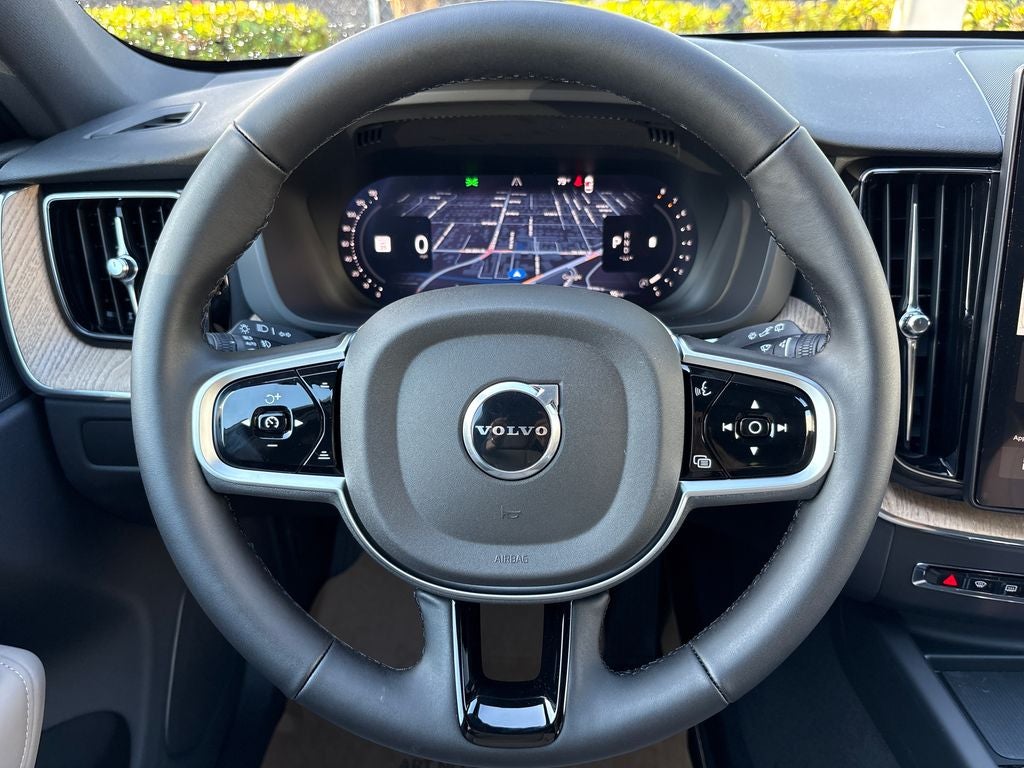 2026 Volvo XC60 B5 Core