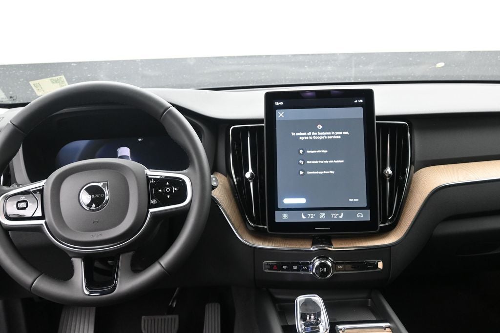 2026 Volvo XC60 B5 Core