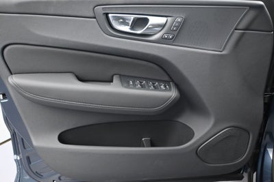 2026 Volvo XC60 B5 Core