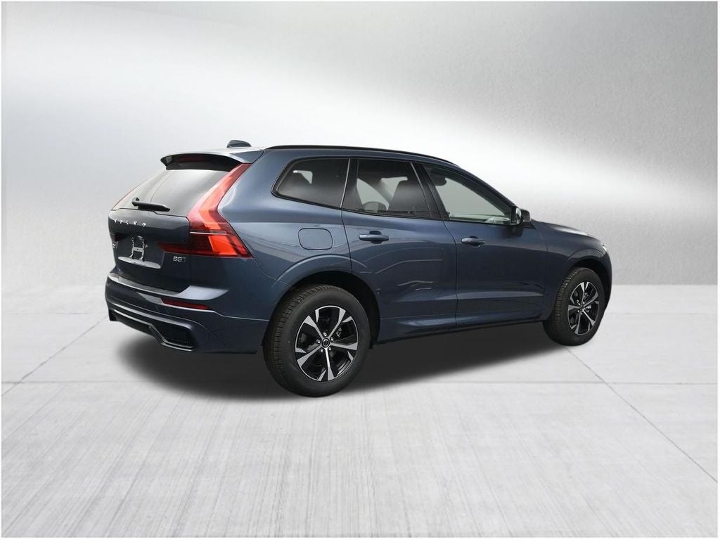 2026 Volvo XC60 B5 Core