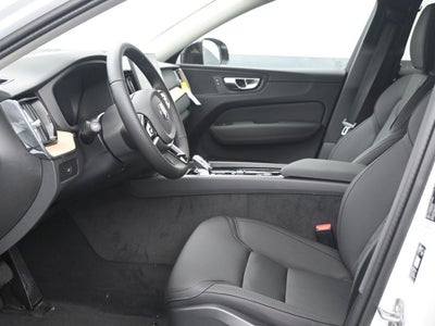2026 Volvo XC60 B5 Core